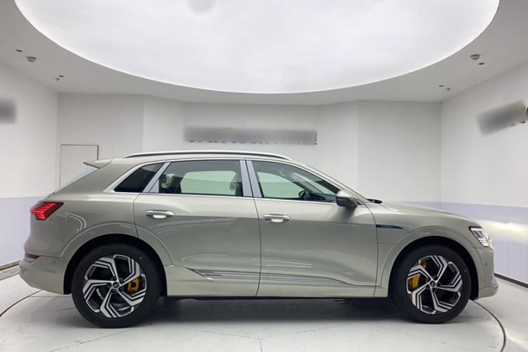 Used Audi e-tron 2021 50 quattro Prestige Edition
