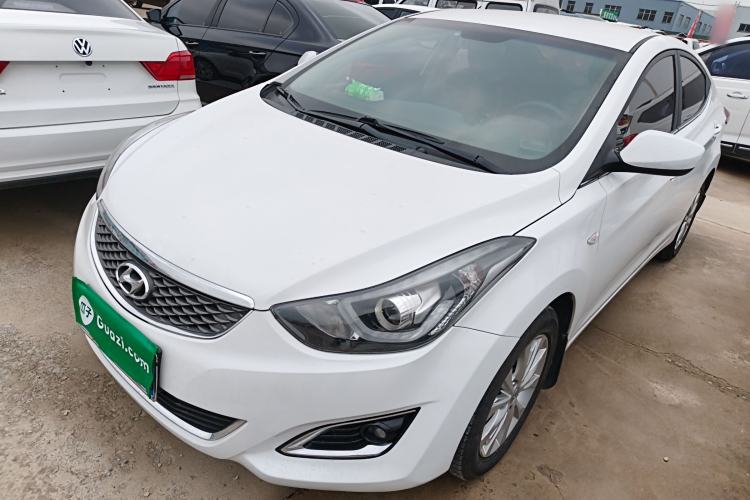 Used Hyundai Elantra (5th Generation / Langdong) 2016 1.6L Automatic Smart Version