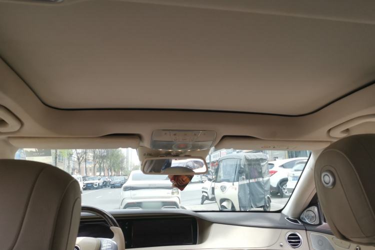 Used Mercedes-Benz S-Class 2014 S 320 L Luxury Model Headliner