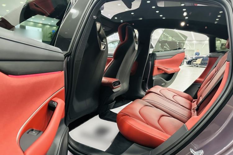 Used Xiaomi Auto SU7 2024 Rear-Drive Ultra-Long Range Advanced Pro-Level Intelligent Driving Version
