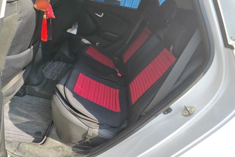 Used Hyundai ix35 2013 2.0L Automatic Two-Wheel Drive Smart GLS China IV Standard
