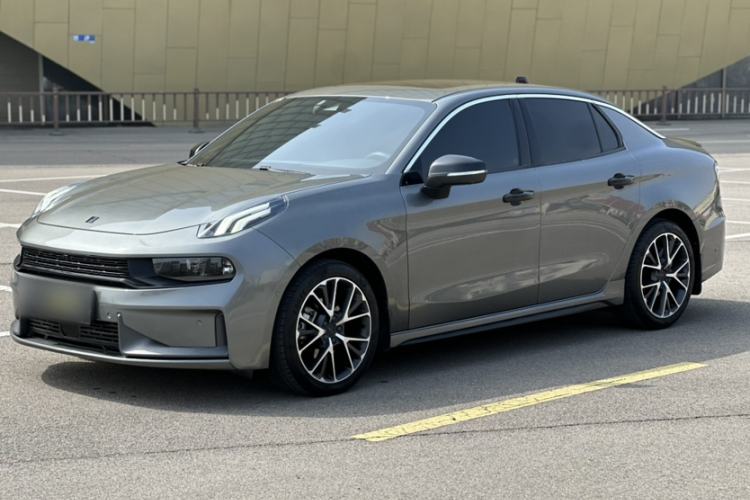 Used Lynk & Co 03 2021 2.0TD Automatic Trendy Champion Edition Exterior 5