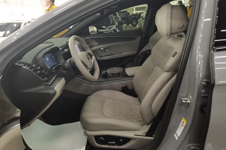 Used BYD Han 2025 EV Intelligent Driving Edition 701KM LiDAR Flagship Model