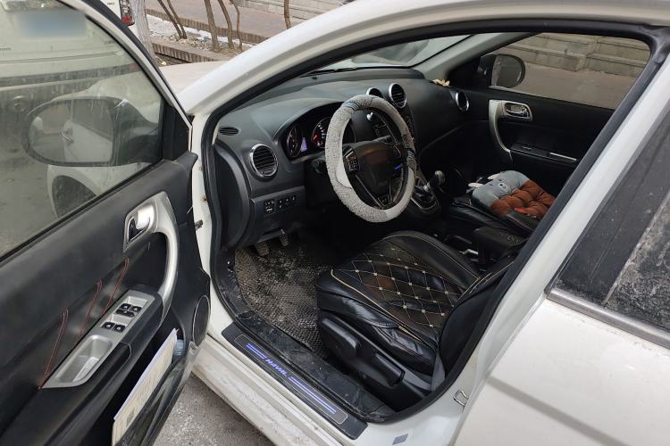 Used Haval H6 2013 Upgraded Model 1.5T Manual Two-Wheel Drive Elite Version