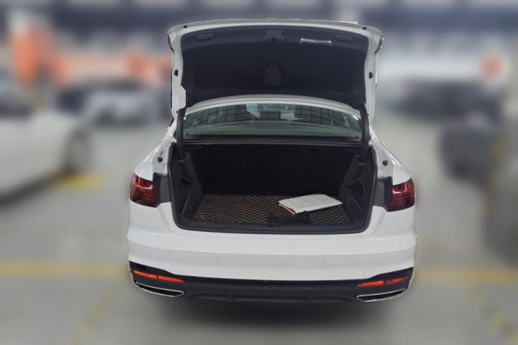 Used Audi A4L 2023 40 TFSI Fashion Dynamic Model