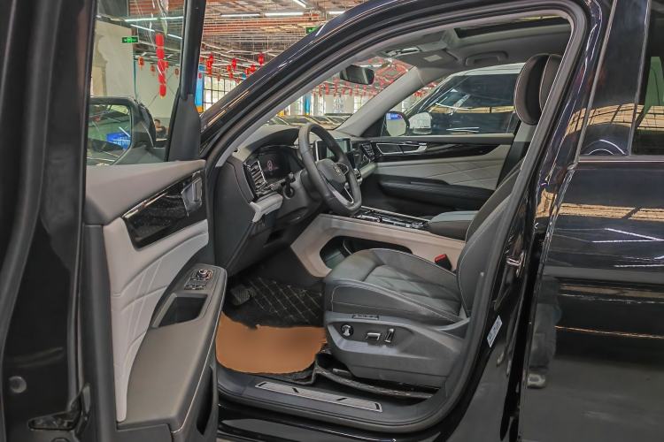 Used Volkswagen Teramont 2024 380TSI Four-Wheel Drive Longxiang Edition Interior 3