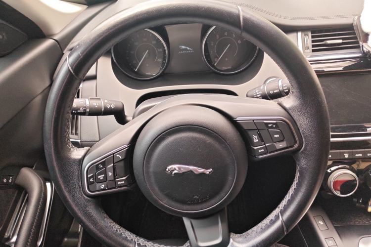 Used Jaguar E-PACE 2018 P250 S China V-standard Steering Wheel