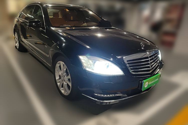 Used Mercedes-Benz S-Class 2012 S 400 L HYBRID Grand Edition Front Right 45 Deg