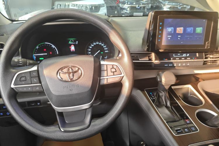 Used Toyota SIENNA 2021 2.5L Hybrid Comfort Edition