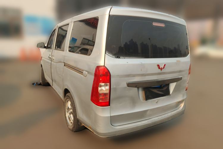 Used Wuling Rongguang V 2015 1.2L Practical Model