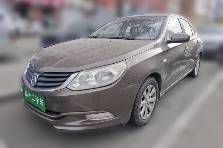 Used Baojun 630 2011 1.5L manual Comfort trim level