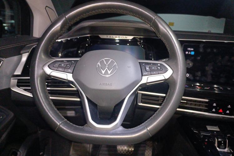 Used Volkswagen Talagon 2022 380TSI All-Wheel-Drive Luxury Prestige Pro 7-Seater Steering Wheel