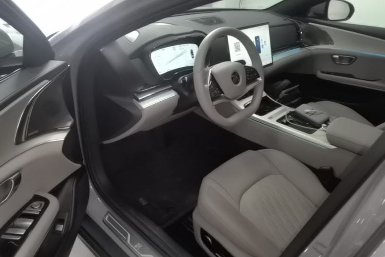 Used BYD Han 2025 Model EV Intelligent Driving Edition 635KM Flagship