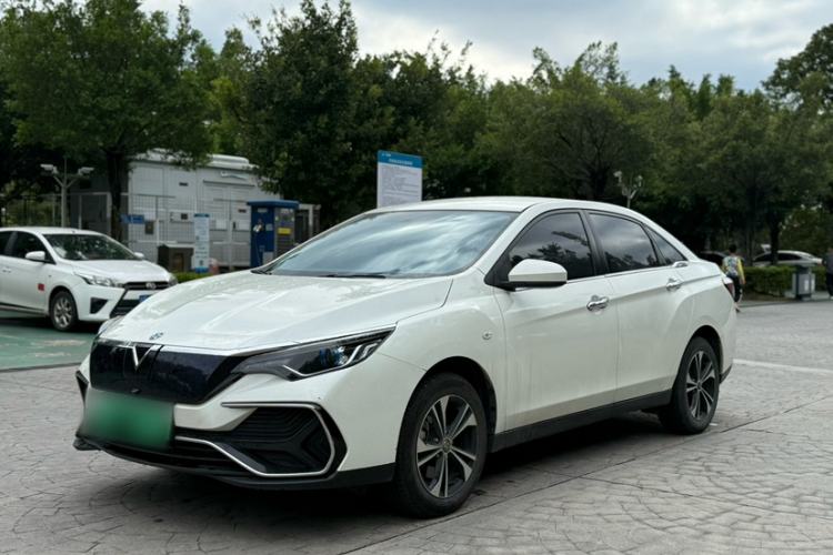 Used Venucia D60EV 2022 Standard Range Comfort Edition