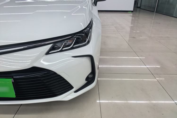 Used Toyota Corolla 2021 Dual-Motor 1.8L E-CVT Elite Edition
