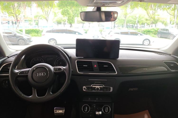 Used Audi Q3 2018 30th Anniversary Edition 30 TFSI Fashion Model
