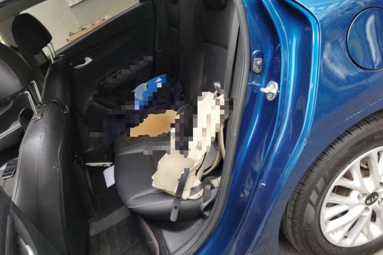 Used Kia K2 2017 Sedan 1.4L Automatic Transmission 15th Anniversary Special Edition GLS
