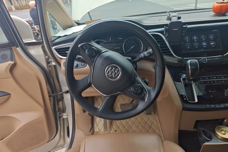 Used Buick GL8 2017 ES 28T Luxury Model China V Standard