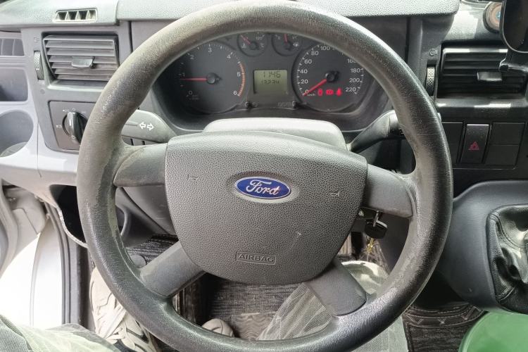 Used Ford Transit Custom 2016 2.2T Short-Wheelbase 6-Seater Mid-Roof Multi-Purpose Vehicle