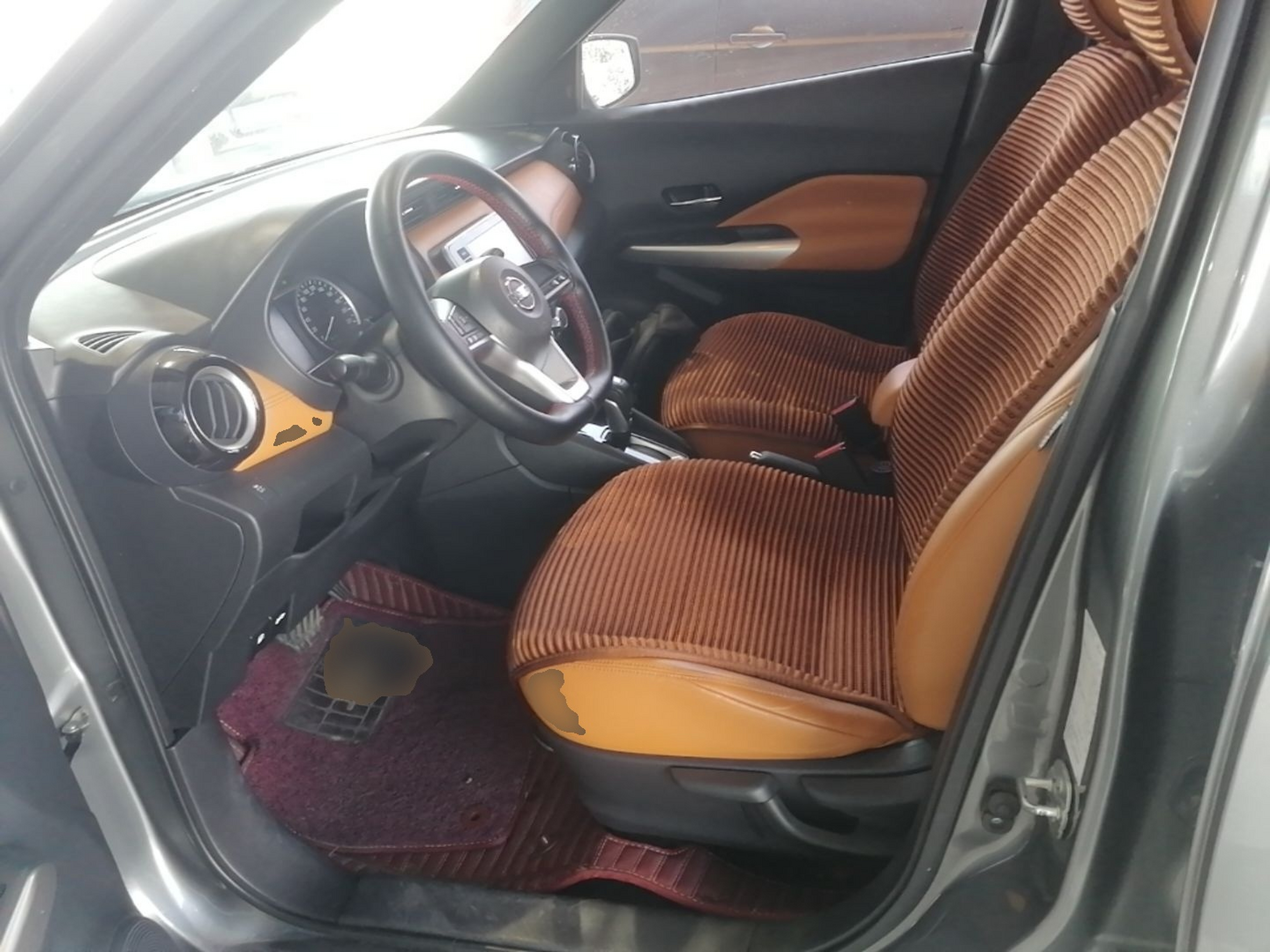 Interior delantero