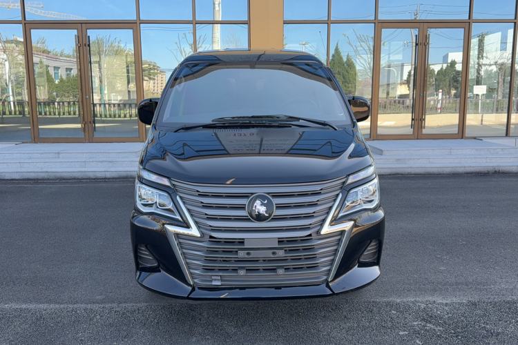 Used FORTHING Lingzhi 2023 M5L 1.6L Comfort 9-Seater
