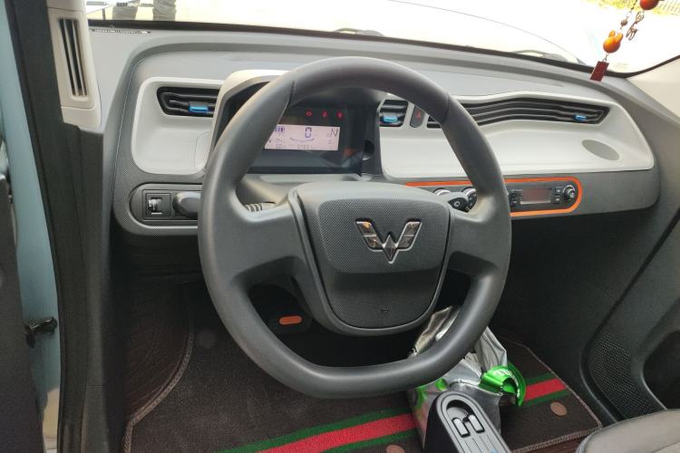 Used Wuling Hongguang MINIEV 2022 Easy Version Lithium Iron Phosphate Steering Wheel