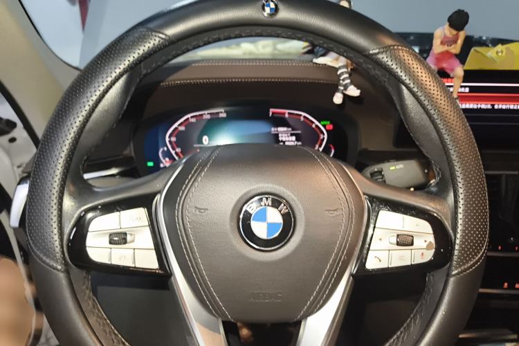Used BMW 5 Series 2020 525Li Luxury Package Steering Wheel