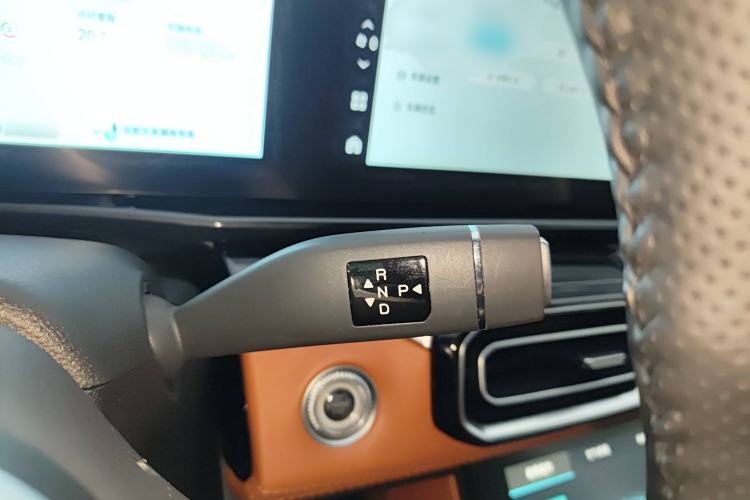 Used JETOUR Shanhai L7 2024 1.5T 120km ULTRA 7-Seater