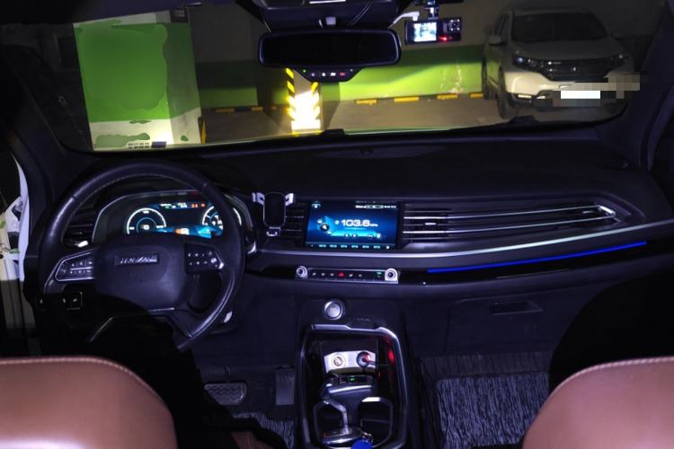 Used Haval H6 2017 Blue Label 2.0T Automatic Two-Wheel Drive Leading Model Center Console