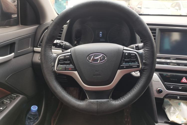 Used Hyundai Elantra (6th Generation / Lingdong) 2016 1.6L Automatic ZhiXuan · Luxury Version