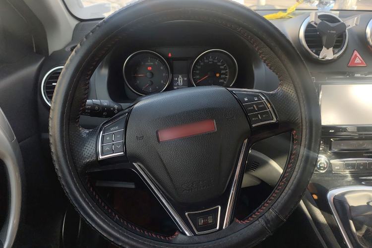 Used Haval H6 2013 Upgraded Model 1.5T Manual Two-Wheel Drive Urban Version