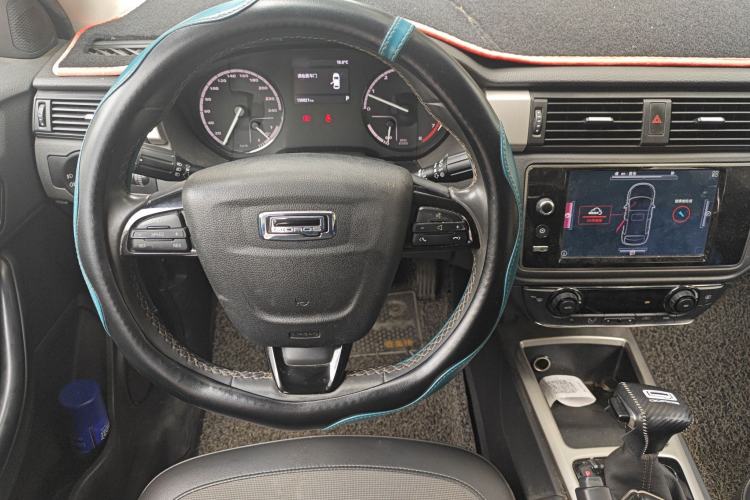 Used Qoros 3 2016 Urban SUV 1.6T Automatic Zhiyue Model