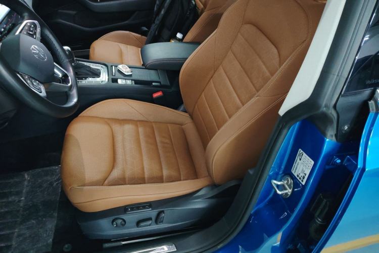 Used Volkswagen FAW-Volkswagen CC 2021 Estate Car 380TSI Vizion Edition
