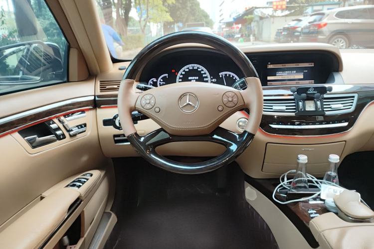 Used Mercedes-Benz S-Class 2010 S 300 L Business Model