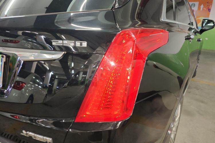 Used Cadillac XT5 2018 25T Luxury Model