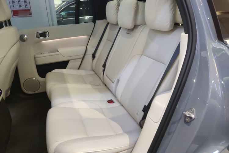 Used Li Auto L7 2025 Ultra Smart Refreshed Edition
