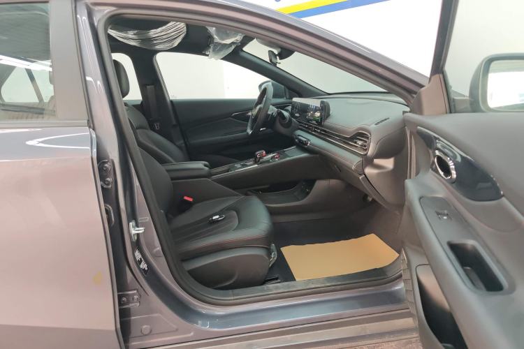 Used GAC Trumpchi EMPOW 2023 270T DCT J15 Version