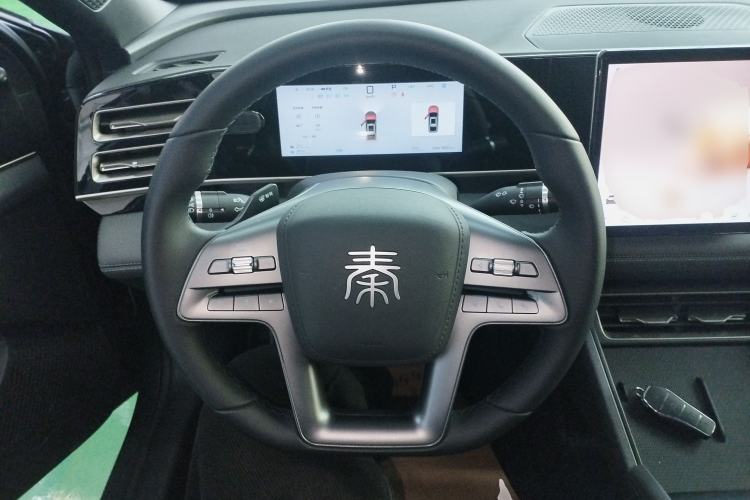 Used BYD Qin L 2025 DM-i Smart Drive 80KM Leading Model