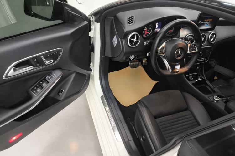 Used Mercedes-Benz CLA 2017 CLA 220 4MATIC
