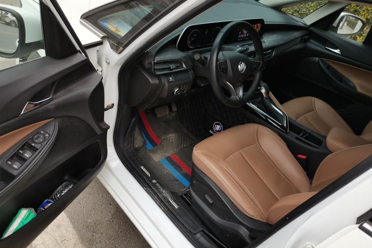 Used Buick GL6 2021 323T Mild Hybrid Connect Luxury Model
