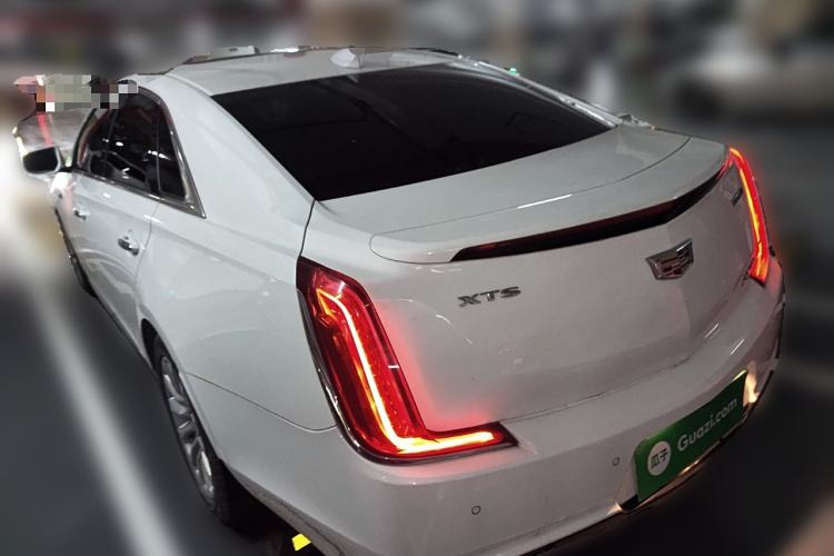 Used Cadillac XTS 2018 28T Elite Edition Rear Left 45 Deg