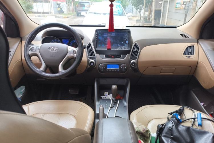 Used Hyundai ix35 2012 2.0L Automatic Two-Wheel Drive Elite Edition GLS
