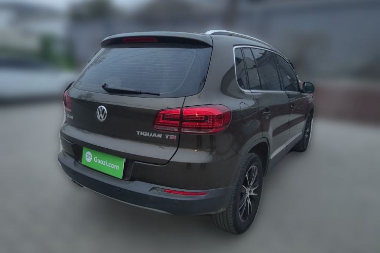 Used Volkswagen Tiguan 2015 1.8TSI Automatic Two-Wheel Drive Luxury Model Rear Right 45 Deg