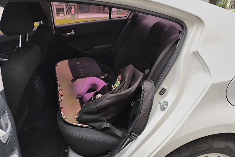 Used Kia K3 2015 1.6L Manual GL
