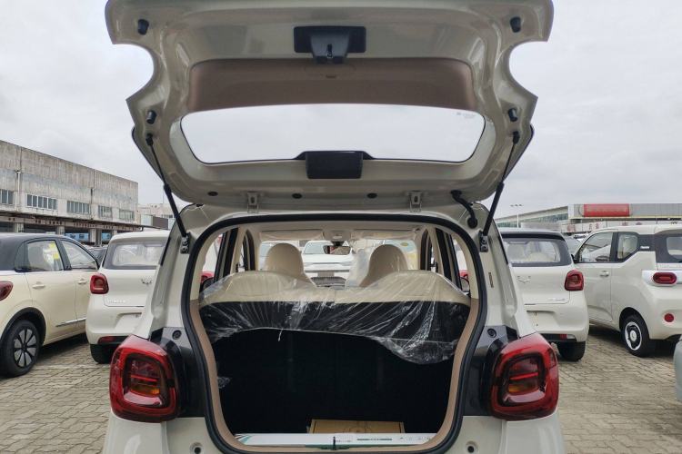 Used Wuling Hongguang MINIEV 2025 Four-Door Version Zhenxiang+ Edition