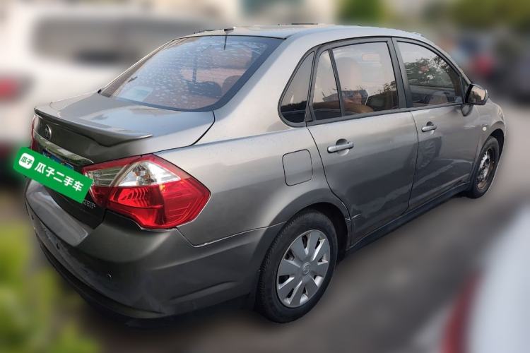 Used Venucia D50 2014 1.6L Automatic Splendid Edition
