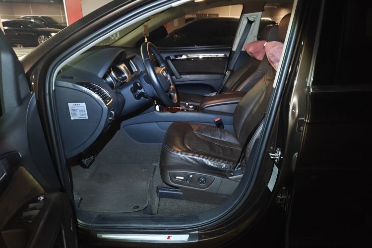 Used Audi Q7 2014 35 TDI Sport Edition
