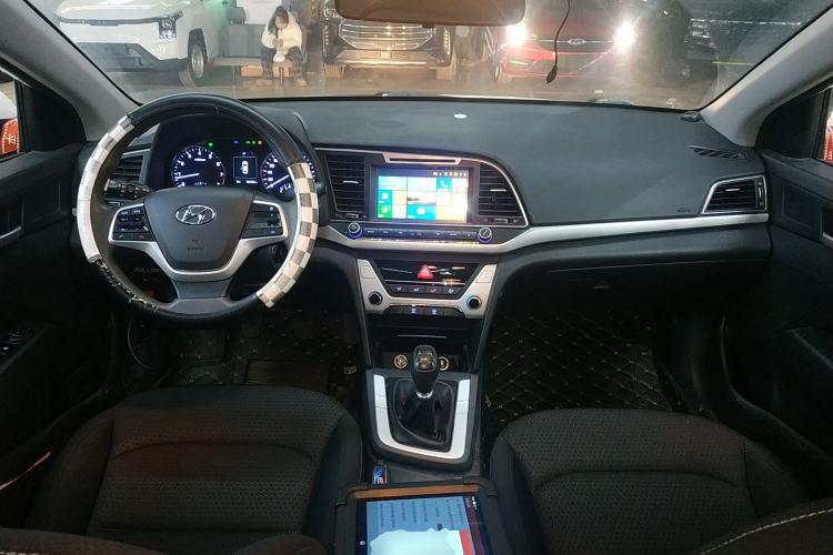 Used Hyundai Elantra (6th Generation / Lingdong) 2016 1.6L Manual ZhiXuan · Dynamic Model
