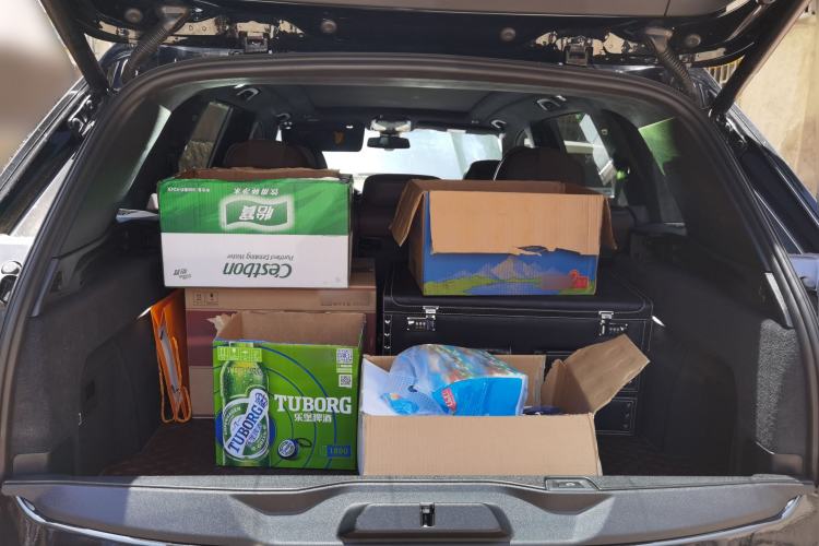 Used BMW X5 2022 Restyled xDrive 40Li M Sport Package Trunk