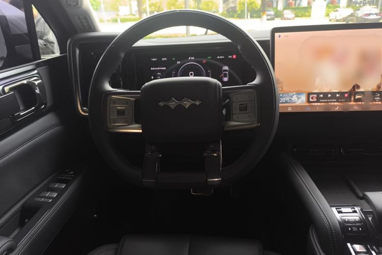 Used Formula Leopard 5 2023 Navigator Edition Steering Wheel